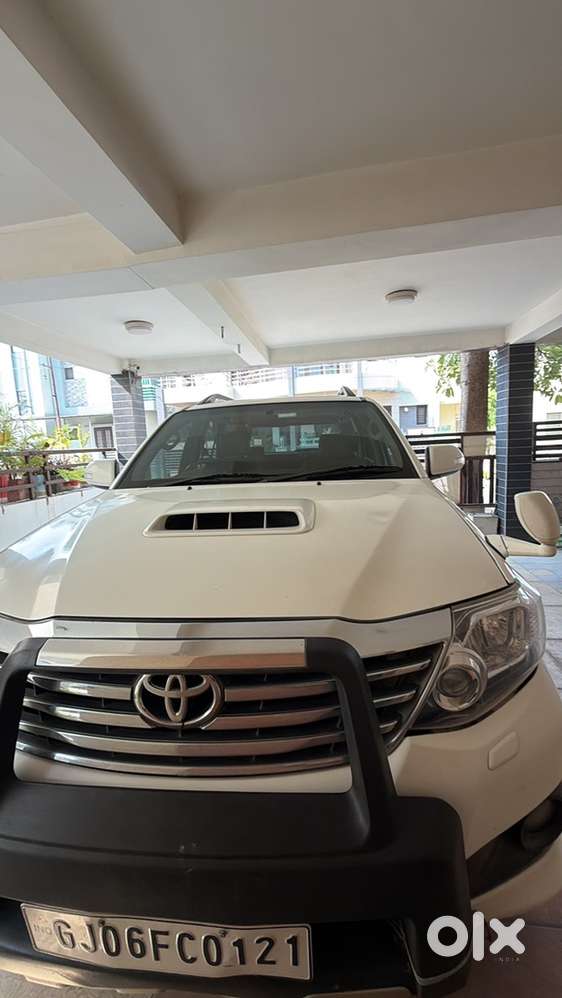 Toyota Fortuner 2012 Diesel Manual