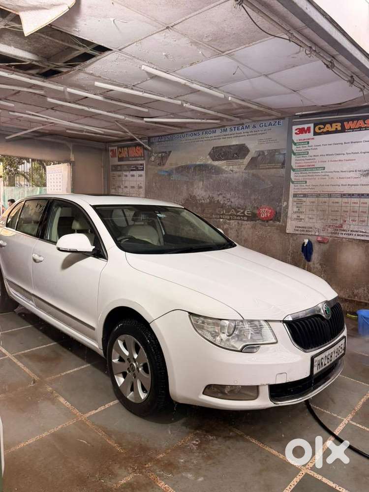 Skoda Superb 2013 Petrol Good Condition