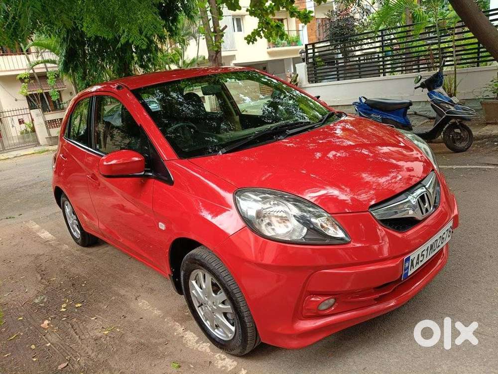 Honda Brio V Automatic, 2012, Petrol