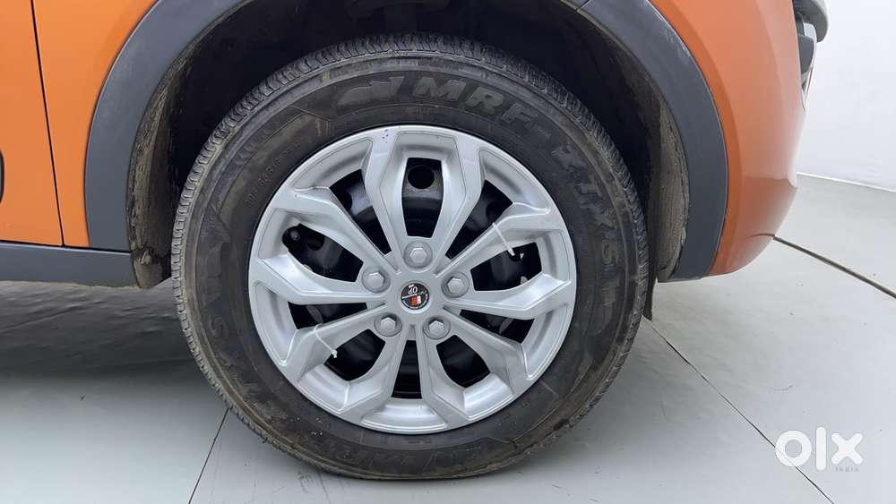 Tata Nexon 1.2 Revotron Xt Plus, 2019, Petrol