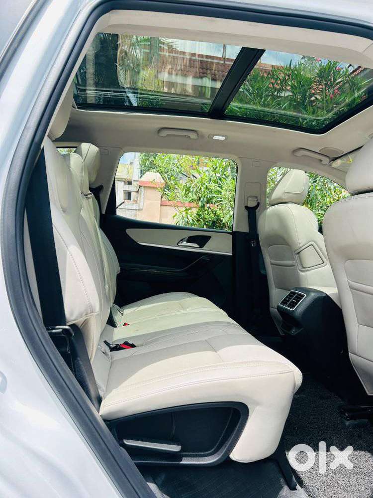 Mahindra Xuv700 2.2 Ax 7 Diesel Mt Str, 2024, Diesel