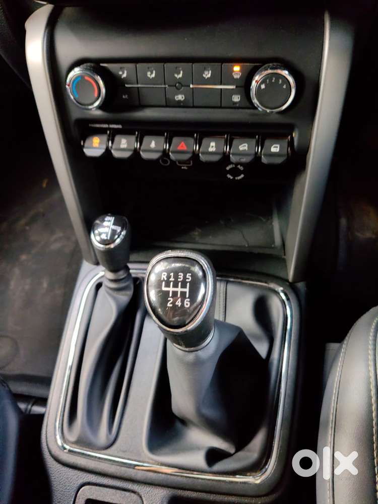 Mahindra Thar Lx Hard Top Petrol Mt 4wd, 2022, Petrol