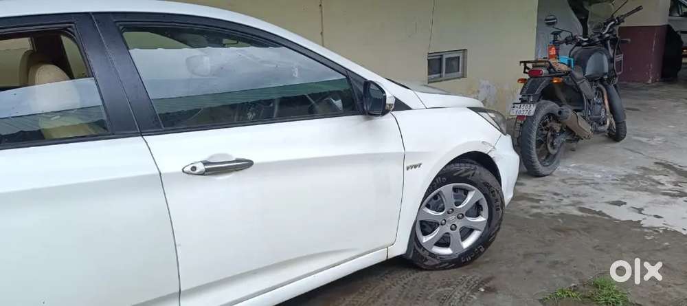 Hyundai Verna Petrol Manual 2012