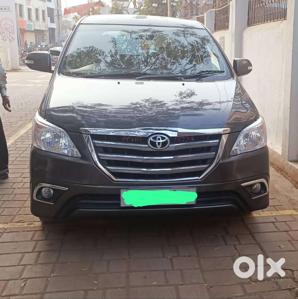 Toyota Innova 2017 Diesel Well Maintained