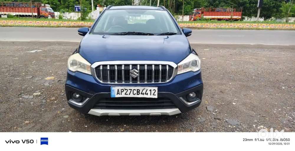Maruti Suzuki S-cross 2018 Diesel Good Condition