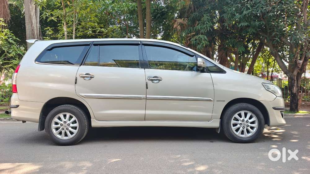 Toyota Innova [2013-2016] 2.5 V Diesel 7 Str, 2013, Diesel