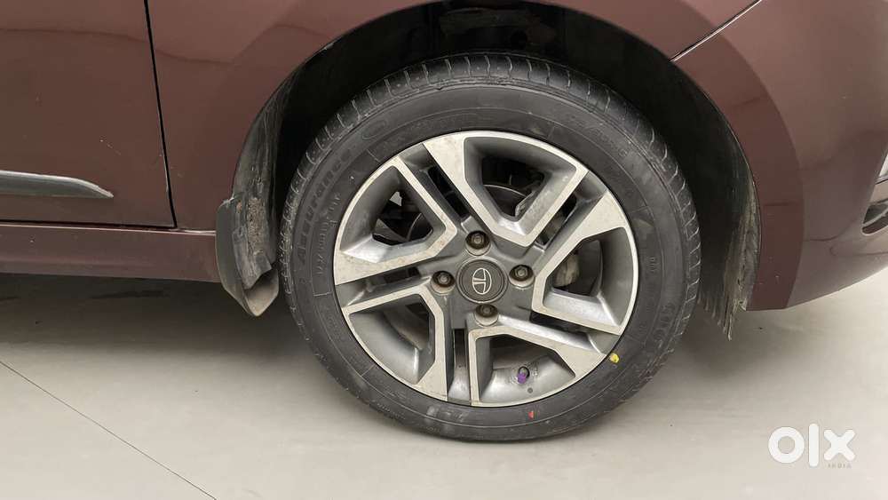 Tata Tigor Xza Plus, 2022, Petrol