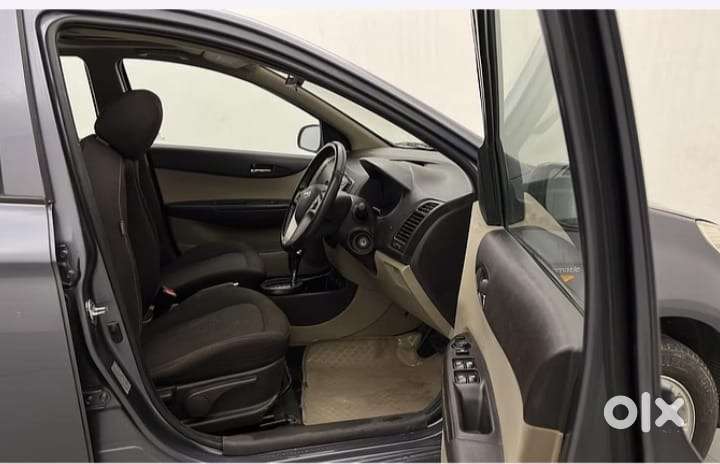 Hyundai I20 2009 At With Sunroof