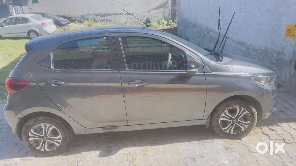 Tata Tiago 2024 Petrol Well Maintained