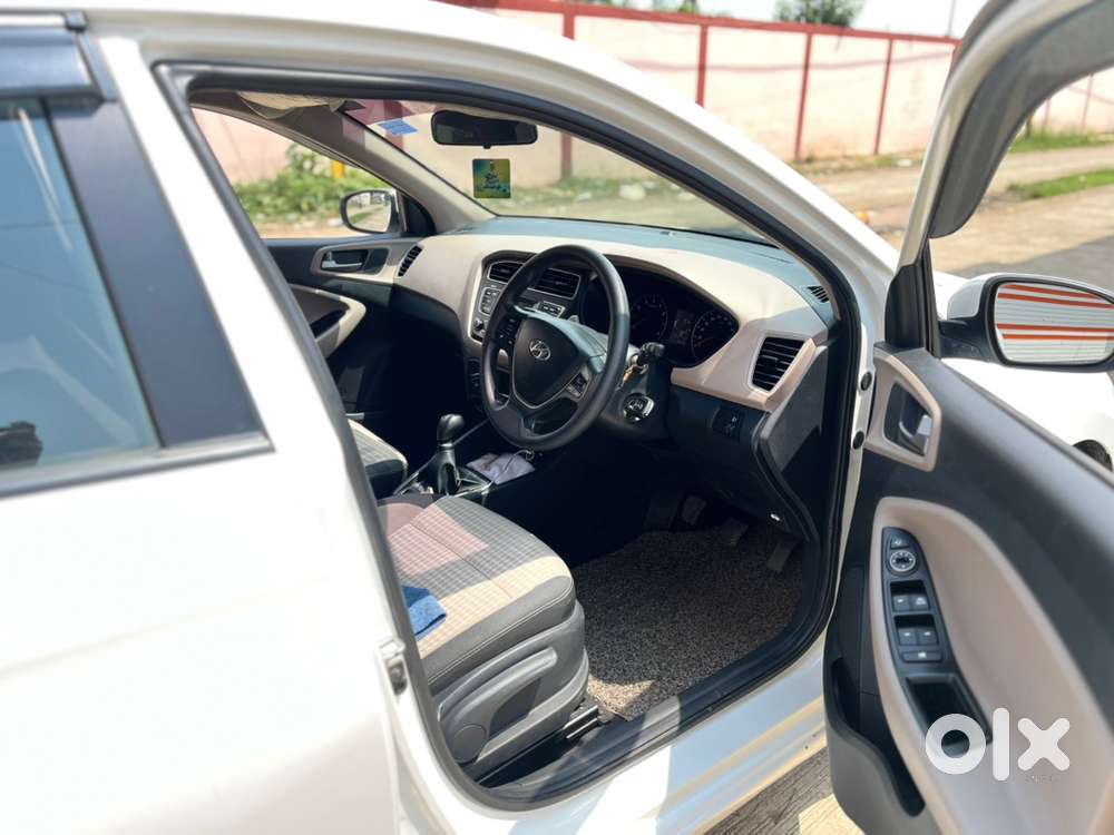 Hyundai New I20 Petrol Manual 2018