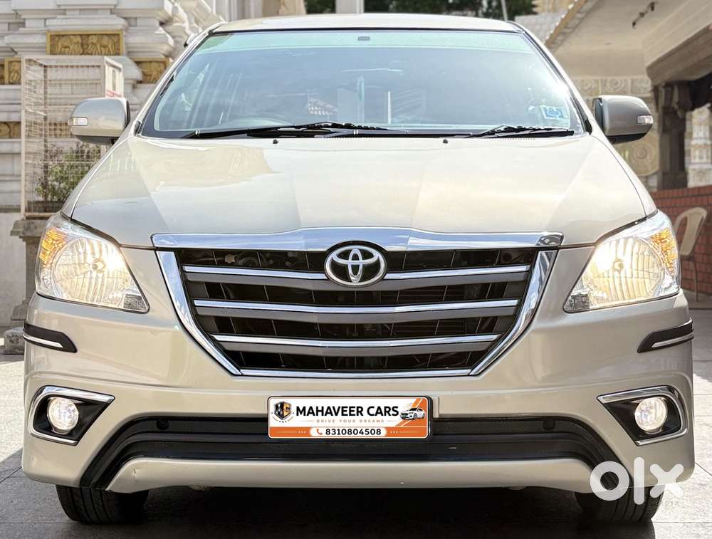 Toyota Innova 2.5 Vx 8 Seater Bs Iv, 2014, Diesel