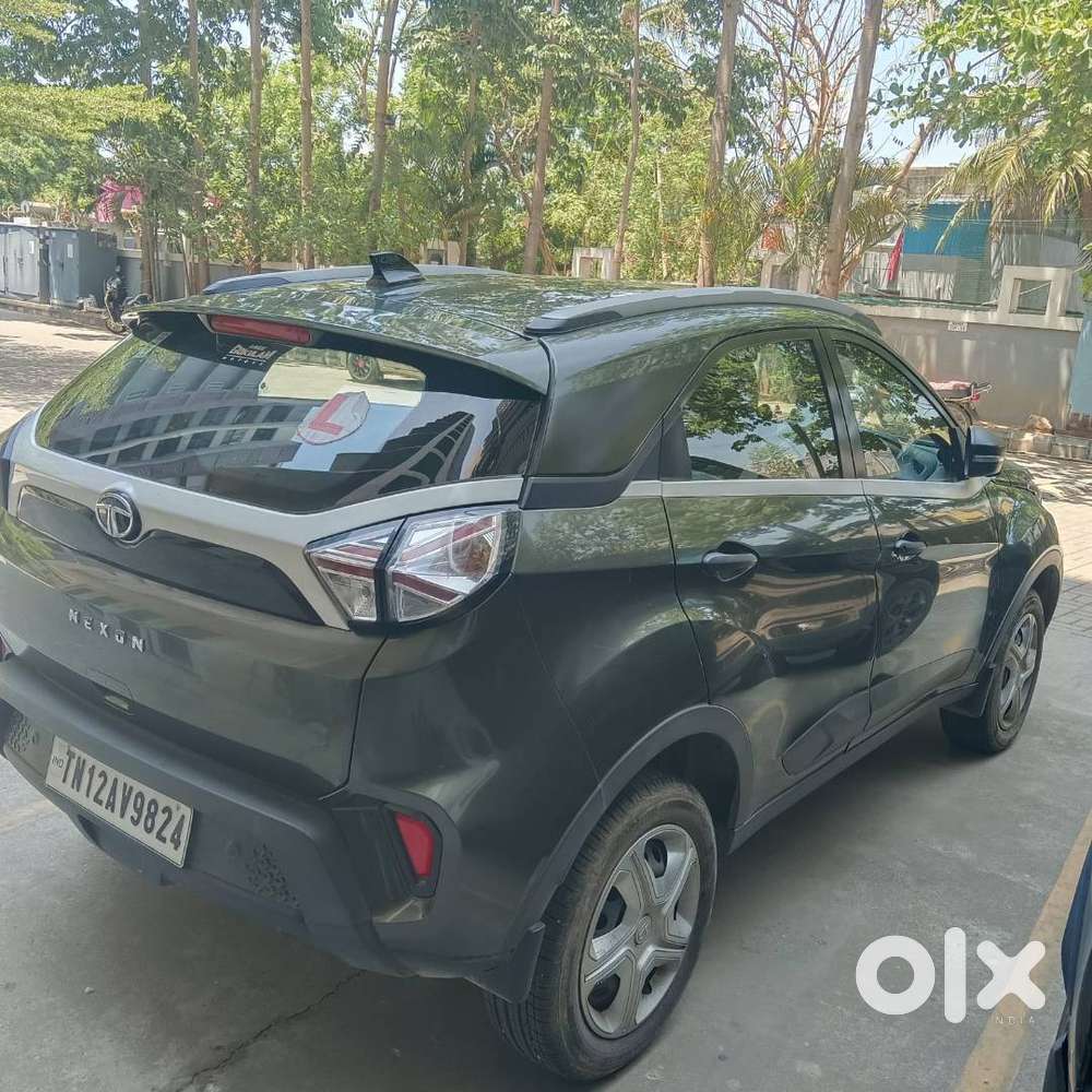 Showroom Conditiontata Nexonxms(petrol/manual)sunroof  Only 12k Kms