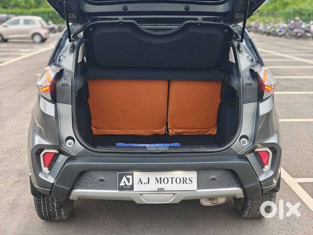 Tata Nexon Xz Plus (hs), 2022, Petrol