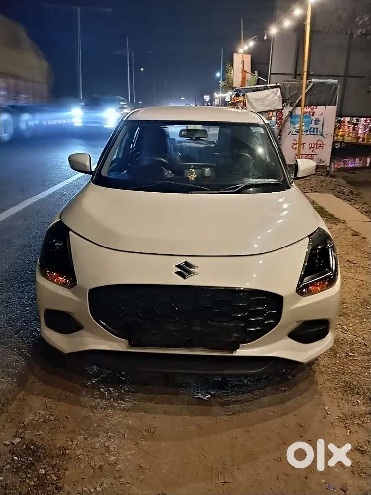 Maruti Suzuki Swift Vxi 2025