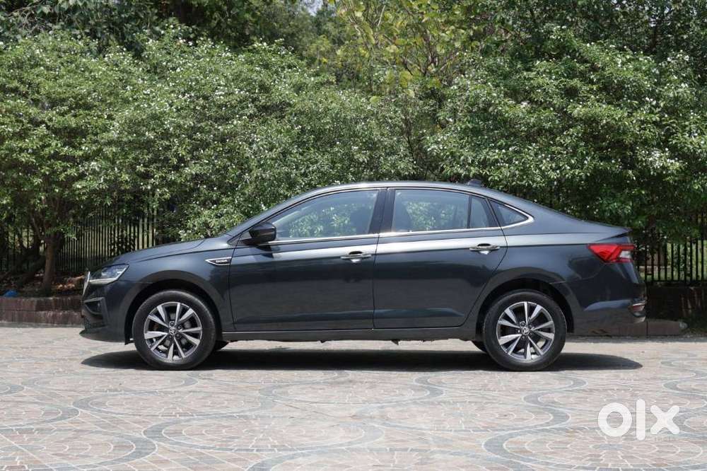 Skoda Slavia 1.0 Tsi Style At, 2023, Petrol