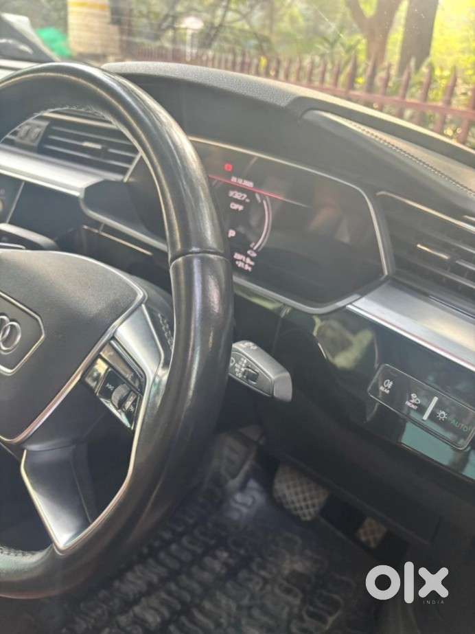 Audi E-tron Sportback 55, 2024, Electric