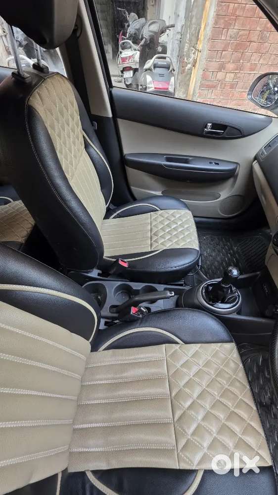 Hyundai I20 2013 Petrol Good Condition Family Car