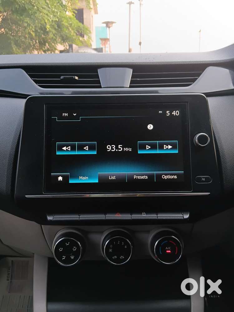 Renault Triber Rxt, 2020, Petrol