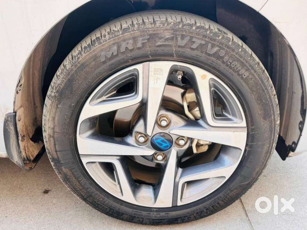 Hyundai Aura Sx 1.2 Cng, 2024, Cng & Hybrids