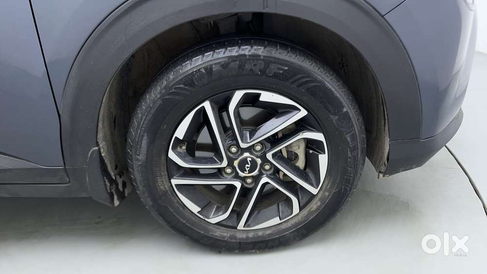 Kia Carens 1.4 Prestige Plus Turbo 7 Str, 2022, Petrol