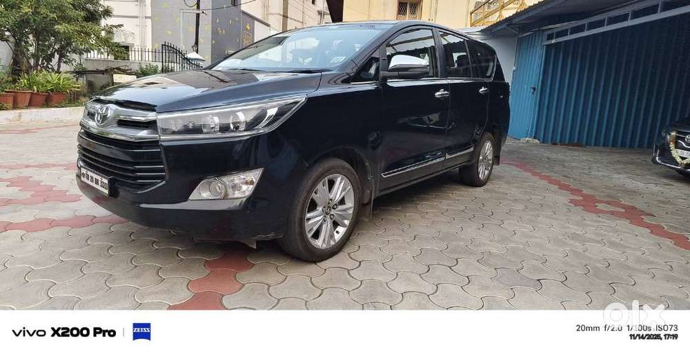 Toyota Innova Crysta 2.8z Automatic, 2018, Diesel