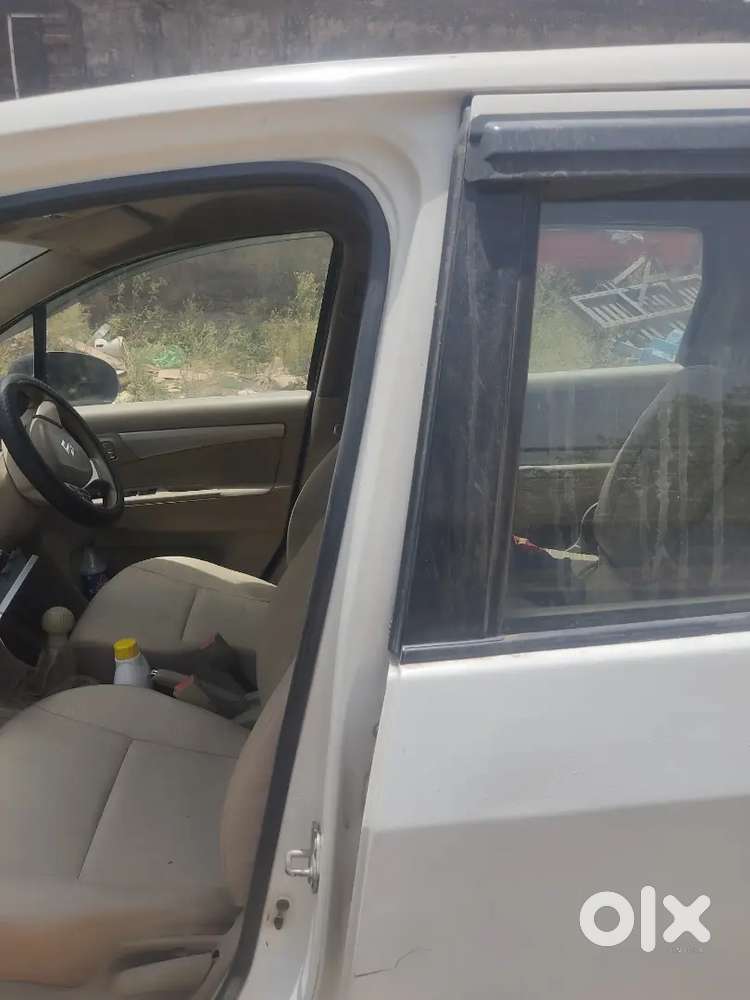 Maruti Suzuki Ertiga 2017