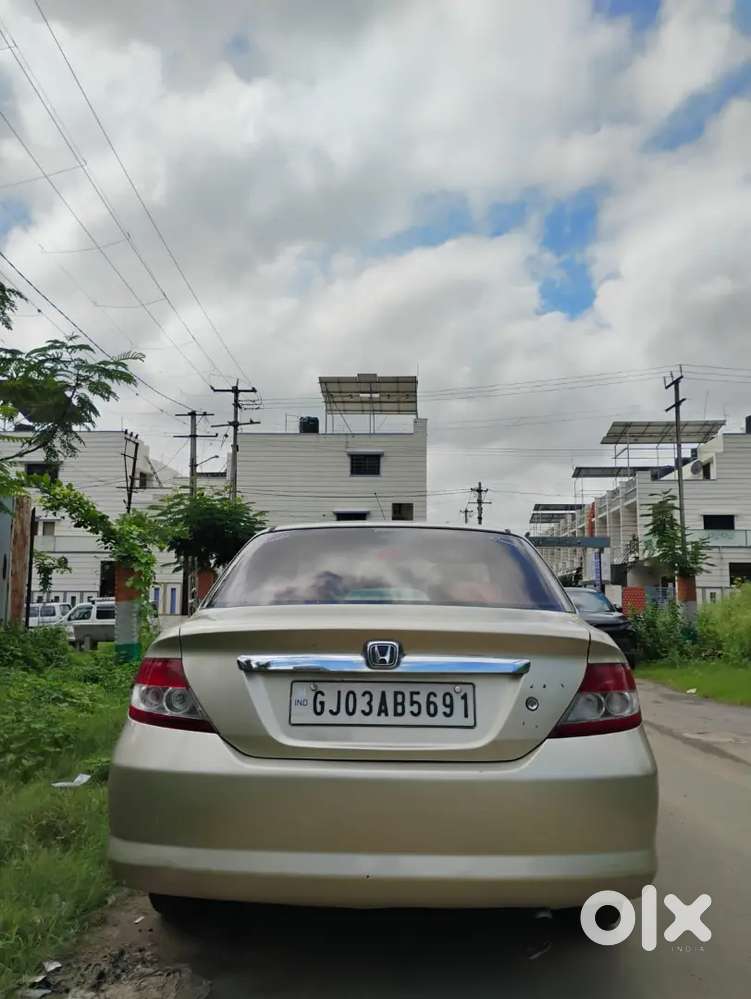 Urgent Car Sell Tip Top Condition Honda City Zx Petrol+cng