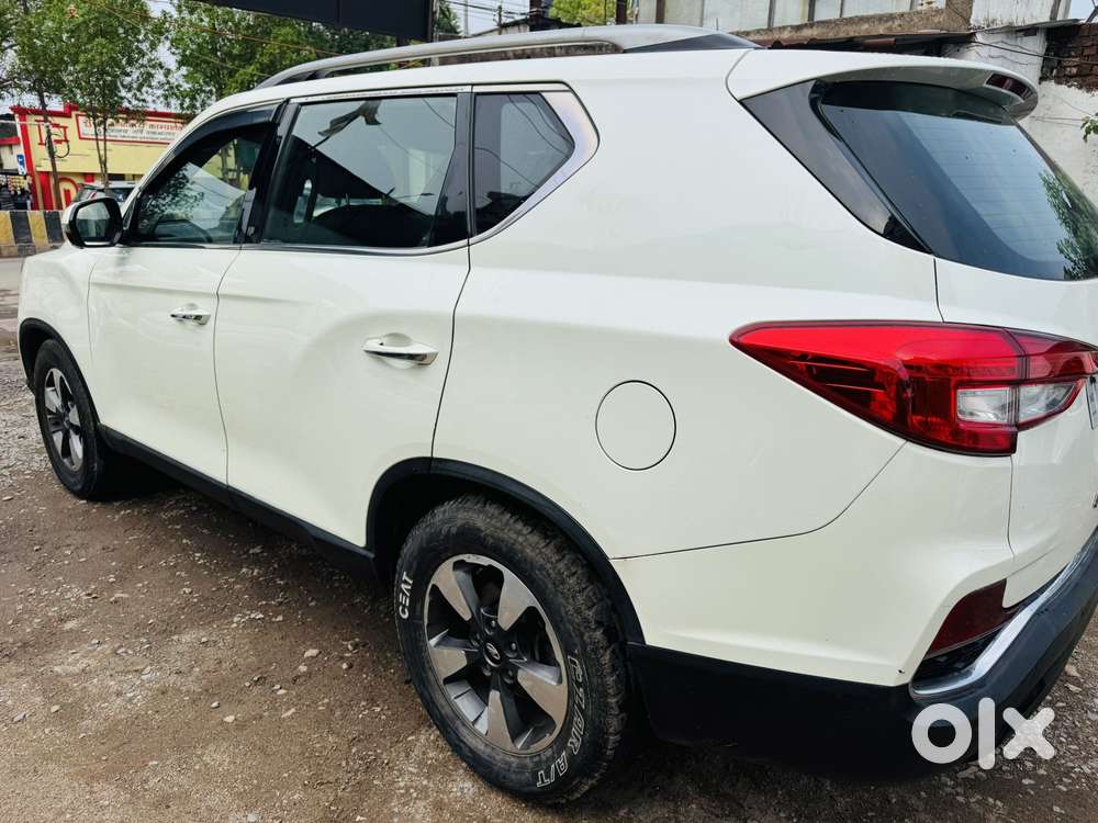 Mahindra Alturas G4 4x4 At, 2019, Diesel