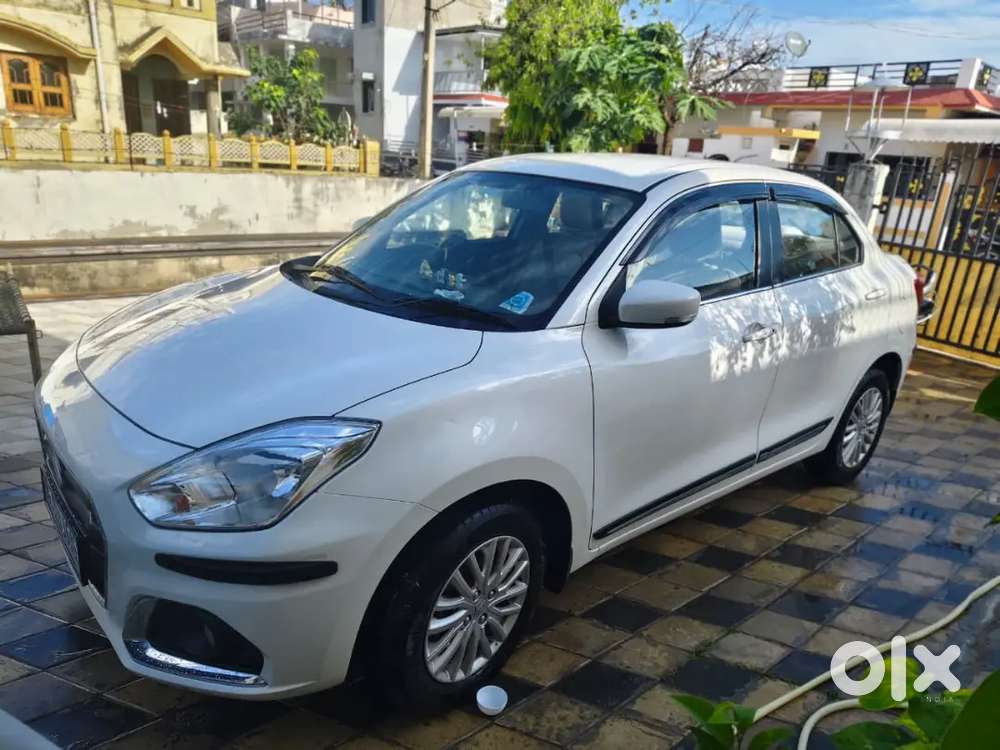 Maruti Suzuki Dzire 2024 Petrol 4400 Km Driven