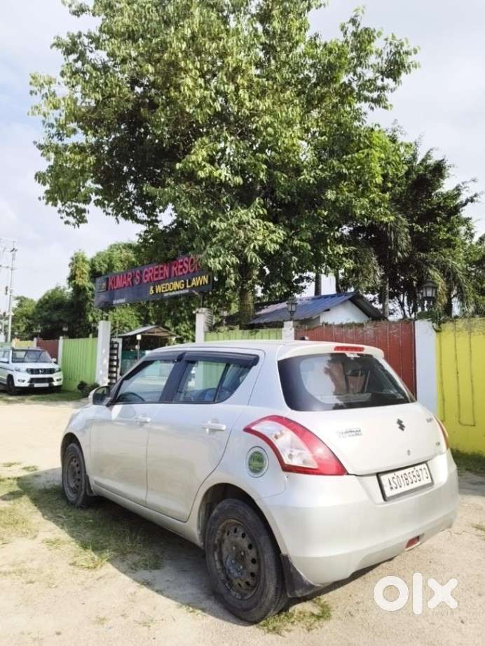 Maruti Suzuki Swift Vxi, 2015, Petrol