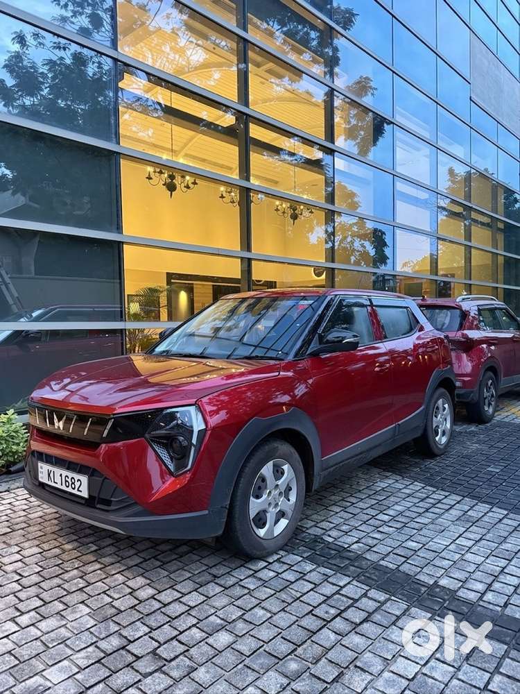 Mahindra Xuv 3xo 2025