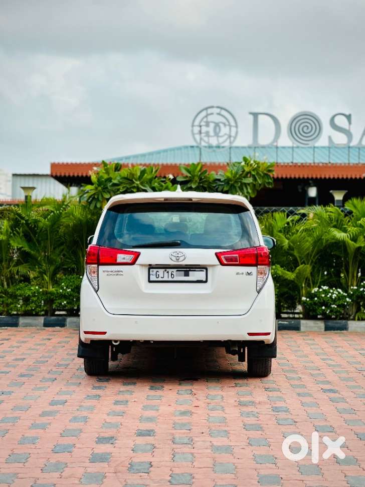 Toyota Innova Crysta 2.4 V 8 Str, 2021, Diesel