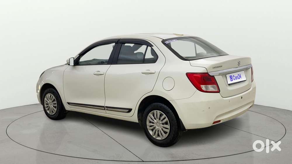 Maruti Suzuki Swift Dzire Amt Vxi, 2022, Petrol
