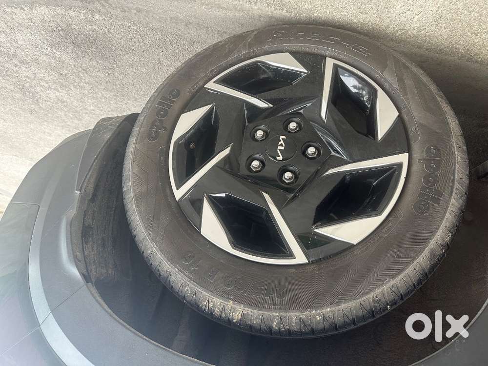 Kia Sonet Htx 1.5 Diesel At 2024, Single Owner
