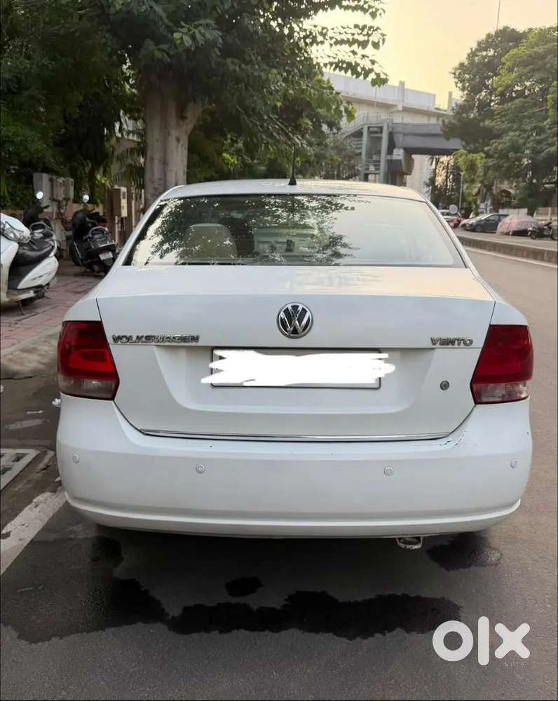 Volkswagen Vento 2011 Petrol Highline Manual