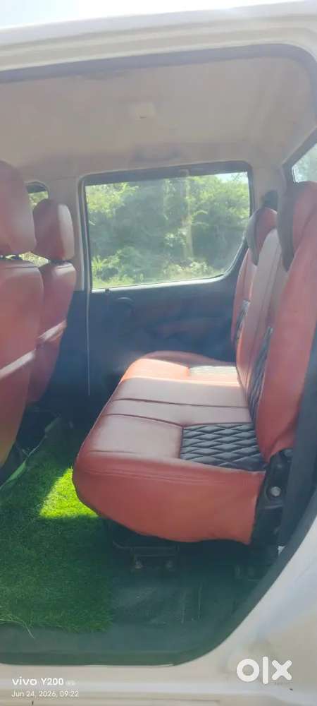 Mahindra Imperio 2017