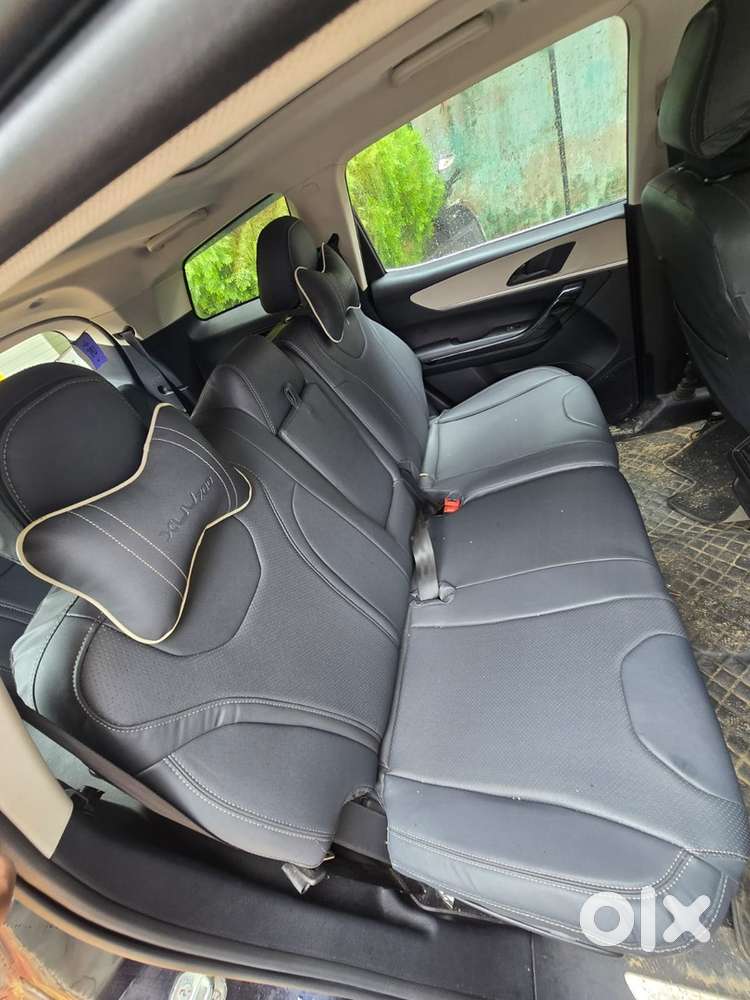 Mahindra Xuv700 2022 Petrol Manual