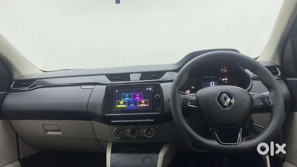Renault Triber Rxt, 2023, Petrol