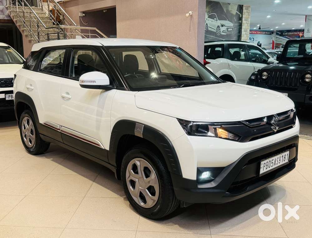 Maruti Suzuki Brezza Vxi At, 2024, Petrol
