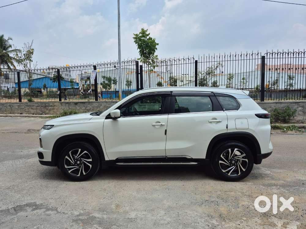 Maruti Suzuki Grand Vitara 1.5 Alpha Smart Hybrid, 2025, Petrol