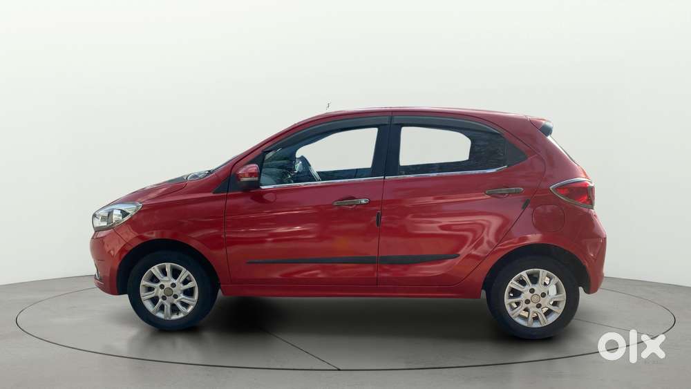 Tata Tiago 1.2 Revotron Xza, 2018, Petrol