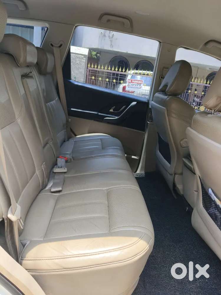 Mahindra Xuv W8 
Model... 2015/2016
Single Owner 
Km... 2.70.000