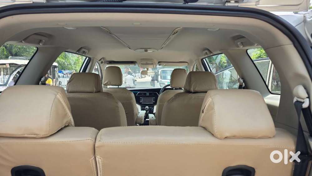 Mahindra Marazzo M6, 2019, Diesel