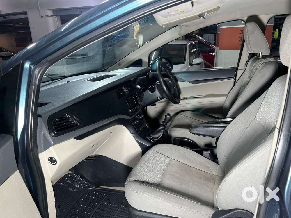 Mahindra Marazzo M4 8str, 2019, Diesel