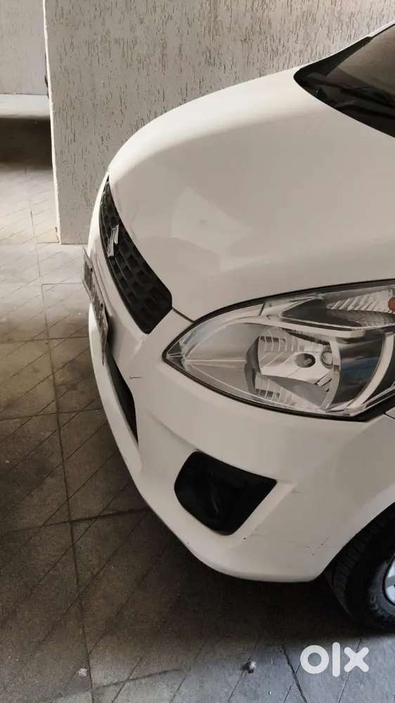 Maruti Suzuki Ertiga Zxi 2014 Variant