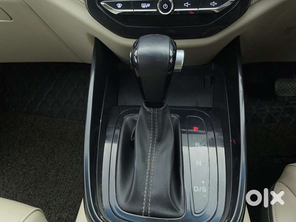 Mg Hector 1.5 Sharp Turbo Dct Petrol Dual Tone, 2021, Petrol