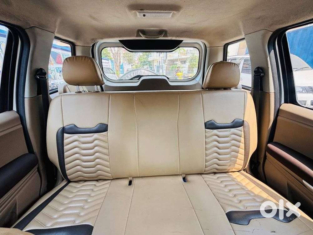 Mahindra Tuv 300 T8, 2017, Diesel