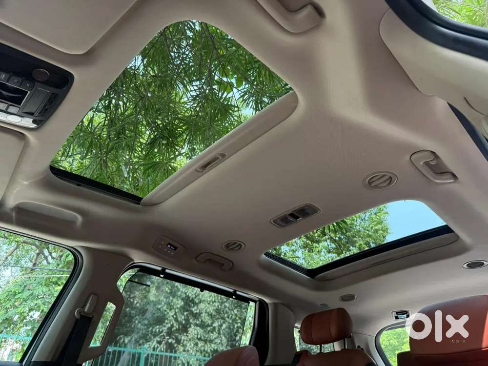 Kia Carnival Limousine 2025