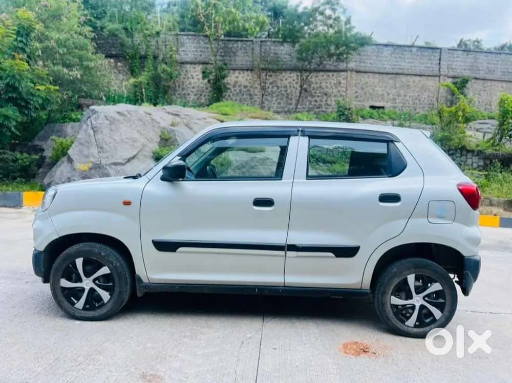 Maruti Suzuki S-presso 1.0 Vxi 2023