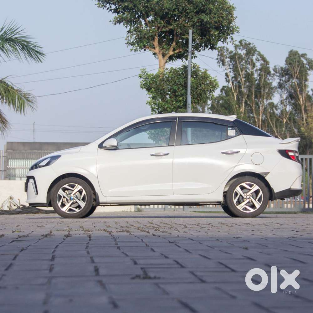 Hyundai Aura 1.2 Sx Cng, 2024, Cng & Hybrids